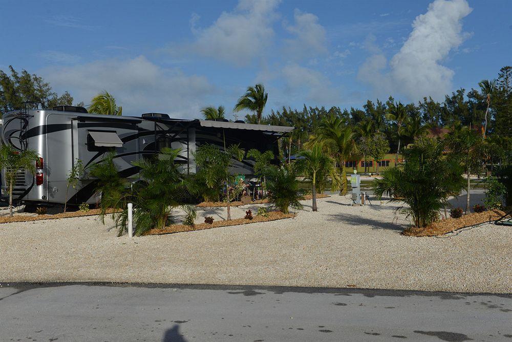 Fiesta Key Rv Resort Premium Room 1 Layton Εξωτερικό φωτογραφία