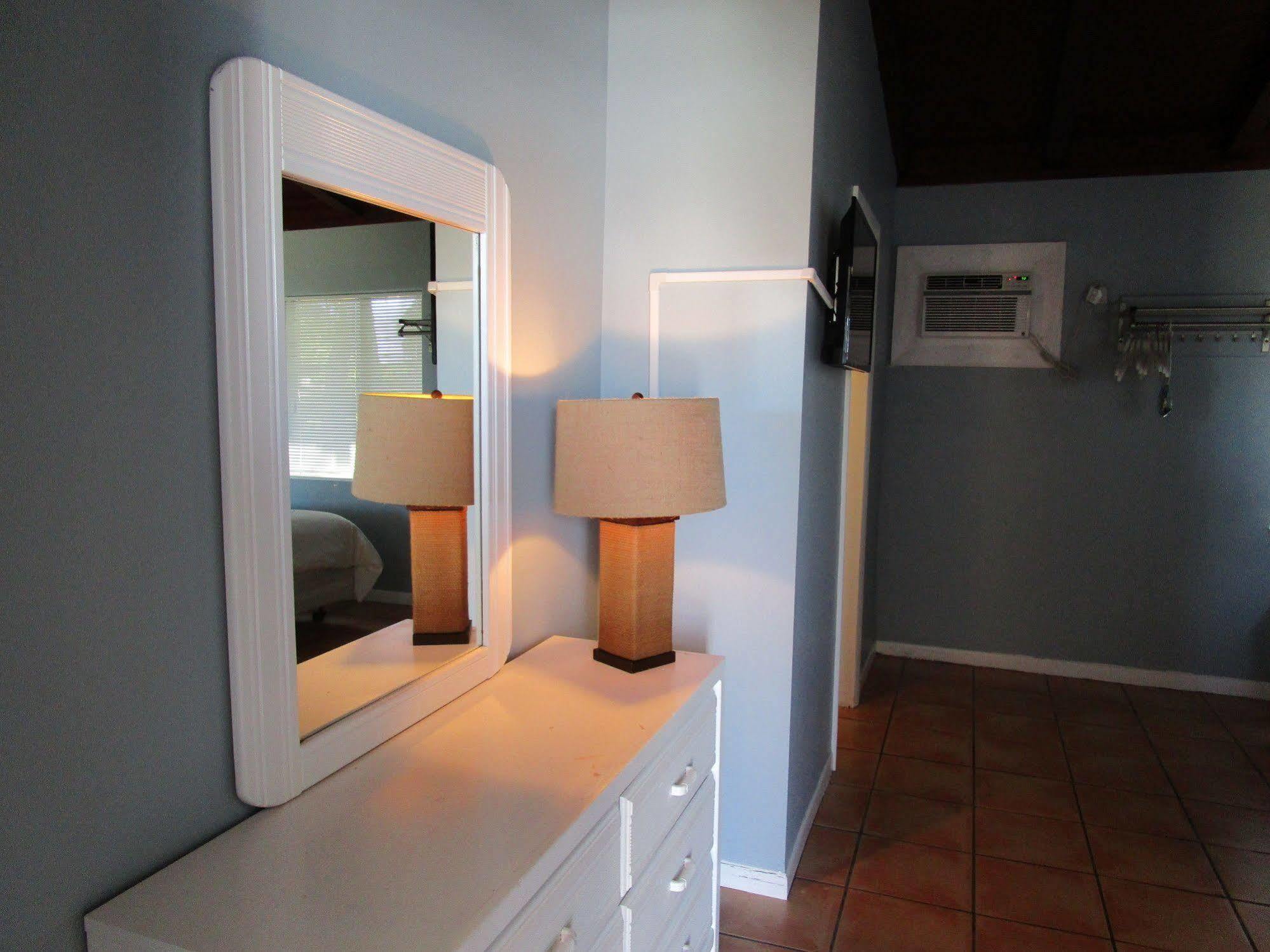Fiesta Key Rv Resort Premium Room 1 Layton Εξωτερικό φωτογραφία